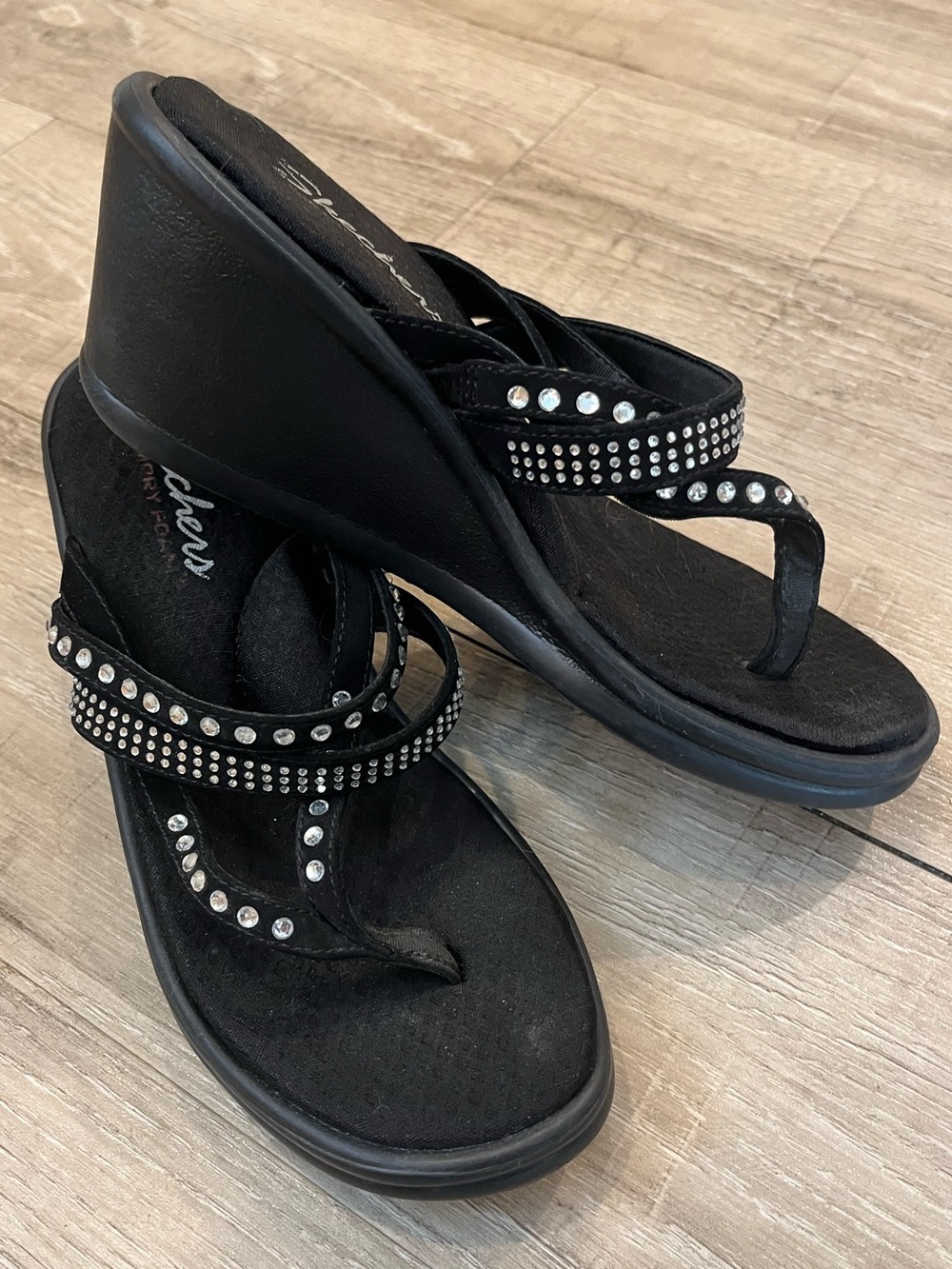 Skechers Black Rhinestone Thong Memory Foam Sandals 7.5 - Picture 4 of 13